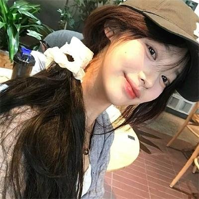 出墙花